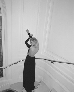 [2025.02.12] hoskelsa_479735955_18486365656010569_1809236713656400023_n.jpg