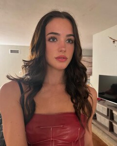 [2025.02.13] duffygurl_477133059_18001616369734544_4254542841666731212_n.jpg