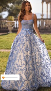 [2025.02.17] sherrihill_3570403496398510978.jpg