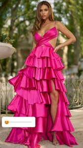 [2025.02.18] sherrihill_3571144042832460684.jpg