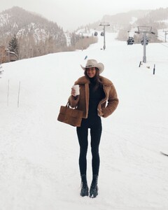 [2025.02.20] helenowen_480908412_18480506767019170_265958357114834239_n.jpg