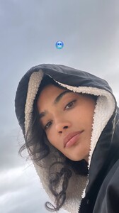 [2025.02.20] kellygale_3572015719286012716.jpg