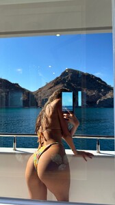 [2025.02.20] lizakovaal_3572019795429237006.jpg