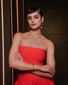 [2025.02.21] taylor_hill_481578287_18492643372024492_6733396289699354193_n.jpg