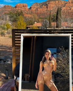 [2025.02.22] yelikova_481774425_18390001861111871_6613535303691432621_n.jpg