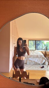 [2025.02.23] rachelc00k_3574647266210634102.jpg