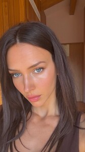 [2025.02.23] rachelc00k_3574648431916762435.jpg