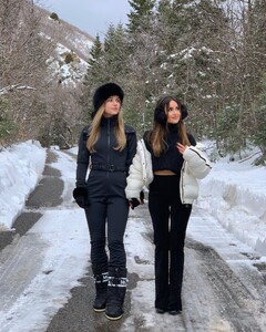 [2025.02.25] haileygrice_482156170_18491975221016781_431945366783206649_n.jpg