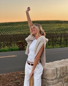 [2025.02.27] hannahg11_481834091_18500383396030160_4541086972941924272_n.jpg