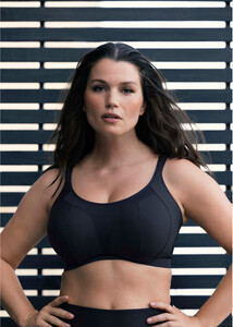 480x672-pdp-mobile-FL102829-BLK-cons-Fantasie-Lingerie-Elevate-Black-Underwired-Sports-Bra.jpg