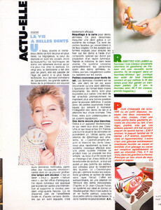 ElleFr141183no1975LaVieABellesDents.thumb.jpg.24bb314fcb80d26128612a54eaafdc03.jpg