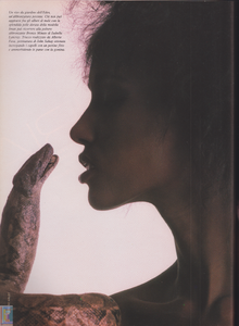 Iman-VogueBellezzaIT-no.5-December 1982 (1).png