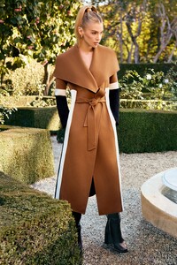 Stella Maxwell - Mackage [2025] NYRIE_EARTH-BROWN-MULTI_0.jpg