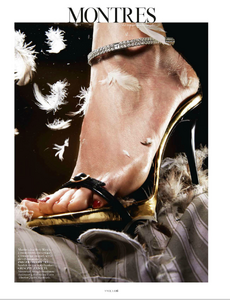 Vogue_Paris_-_Avril_2014-116.thumb.png.d3e28d1a3cf06650bb0b6d6767526e48.png