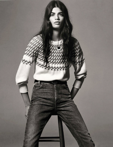 Vogue_Paris_-_Octobre_2015-900.thumb.png.69470d8530a05031d05f9f29b40bf237.png