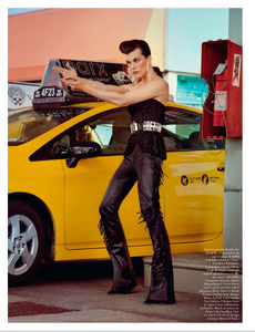 Vogue_Paris_Fevrier_2013-166.thumb.png.fc3ab8b68f1b33a05a75f5867f5adc99.png