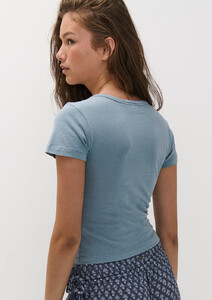 allegra-tee_betty-blue_23223___7761fa93c26d733afef2e3596ce5306a_70c20124-7aaa-4a22-8e1b-da4b7f64ed4a.jpg