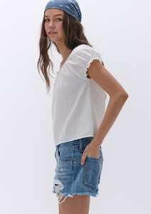 allie-top_white_24274___1f06fdb83f7fe2a474eb10a65c3d5f4a.jpg