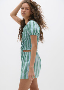 amber-shorts_island-stripe_22392___d322c868a8ea5bcbf542bed163240504_4d58d6b7-1cb8-4b0e-bad1-72c057385597.jpg