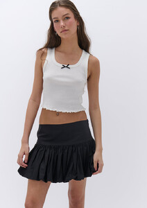 betty-singlet_off-white_22034___c5ace410a3aeb529d917cb9945832734.jpg