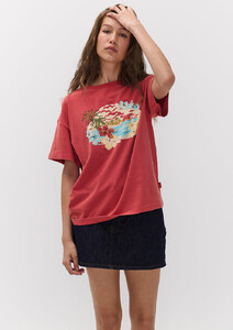 boyfriend-tee_washed-red_24117___669d9177fddfefc18ea358c1f6271015.jpg