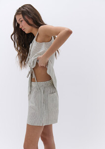 cecile-shorts_cecile-stripe_22304___eaabeda3511af1f3cec4fd37b3b57344_e56022af-3c1e-4e31-bbb1-2c081df8b0bb.jpg