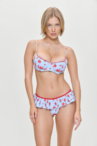 cola-floral-underwire-bikini-top-rosewater.Frankiesbikinis-ColaTop-Rosewater-Front-1_1500x.jpg