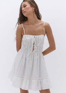 dahlia-mini-dress_white-daisy-broiderie_24090___230b86d028f7bbcc1fb6d4021f15e3c0.jpg