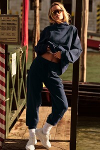 download - 2025-02-06T083521.559.jpg