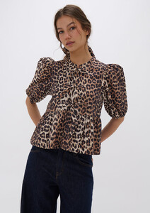 edie-top_safari-leopard_23915___2c8822c3e6457c374399ee96b5d6959a.jpg