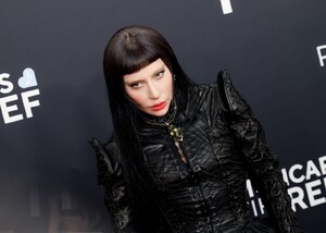 lady-gaga-s-nosferatu-chic-grammys-look-steals-the-spotlight-in-2025-6.jpg