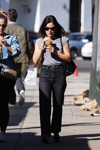 lucy-hale-spotted-grabbing-iced-coffee-in-la-01.24.2025-5.jpg