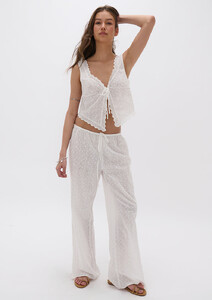 manon-pants_white-daisy-broiderie_24104___3ccfee51b21bec7ed05bab2a200be14e.jpg