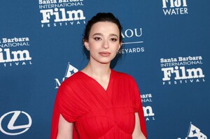 mikey-madison-stuns-in-proenza-schouler-at-sbiff-2025-8.jpg