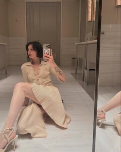 nothing says chaos quite like february (6).jpg