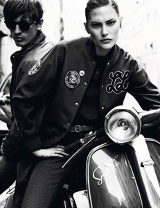 vogue-paris-2013-aout-111.thumb.png.ffd99b63bdea05cee32dd7982b35eb73.png