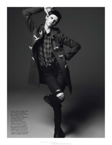 vogue-paris-2013-aout-158.thumb.png.b17eeaa54c4108fe8331fd2dbff7acf6.png