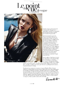 vogue-paris-2013-octobre-108.thumb.png.53396a251a5396ebd252bfc5a67520c1.png