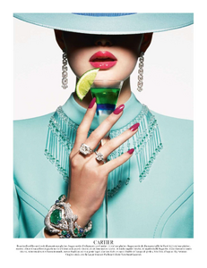 vogue-paris-2014-juin-juillet-181.thumb.png.6e1a0927a3db204447f4e3c858f4e8ce.png