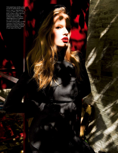vogue-paris-2015-aout-140.thumb.png.40e5dbbcacf360c98a81cb518da85f35.png