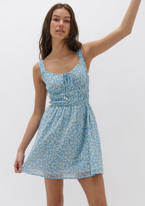 yolanda-mini-dress_mini-blue-alora-floral_22170___511a8fde8a2f76e7dc11e658b7b86d7f.jpg