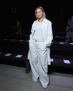 [2025.03.01] barrefaeli-erranistudio_482389522_18484559446017711_3774034998801116052_n.jpg