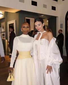 [2025.03.01] victoriajustice_482636209_18579903622006824_7276184890786741589_n.jpg