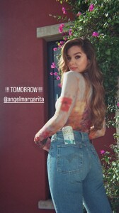 [2025.03.02] haileesteinfeld_3579676558761909779.jpg