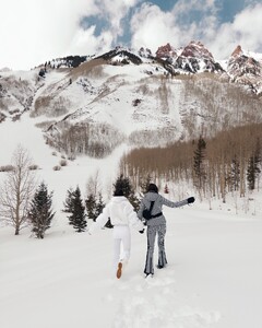 [2025.03.02] helenowen_482851081_18482289028019170_3466267769856387469_n.jpg