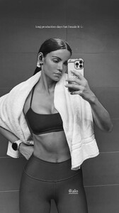 [2025.03.02] sofiaresing_3579422950824578020.jpg