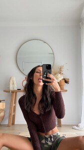 [2025.03.04] rachelc00k_3580872082546553065.jpg