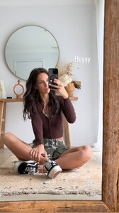 [2025.03.04] rachelc00k_3580872588925012161.jpg