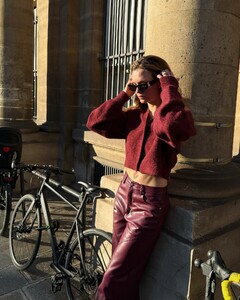 [2025.03.06] josephineskriver_482777040_18493584922020326_7033354657799159279_n.jpg