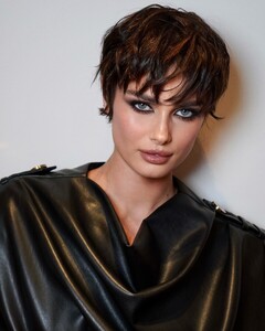 [2025.03.06] sooparkmakeup_483011293_18493539346003100_8155546490298417501_n.jpg